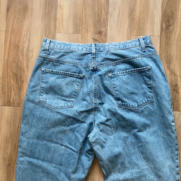 J Brand pleated peg jean size 32 - Picture 14 of 16